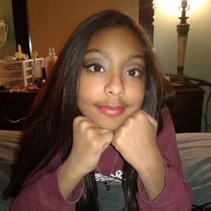 Meet your Posher, Alisha